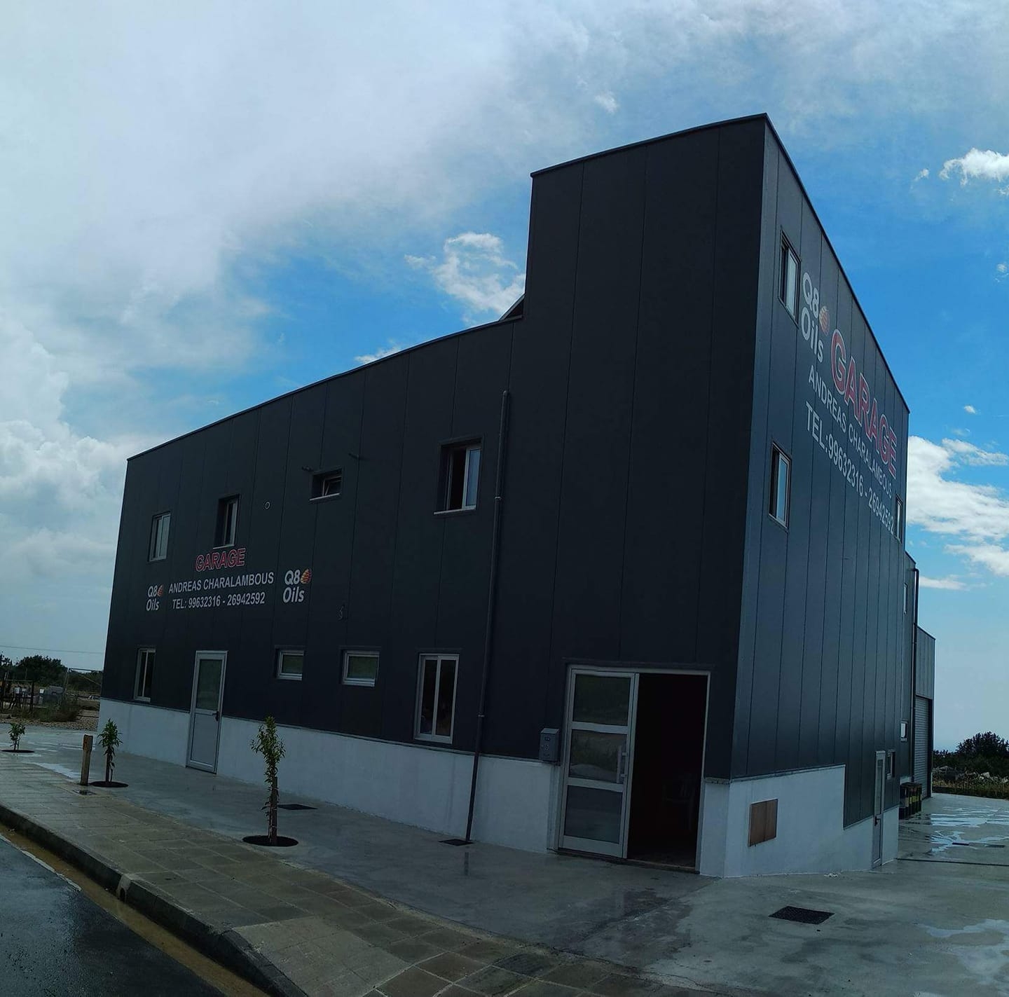 Γκαράζ Ανδρέας Χαραλάμπους